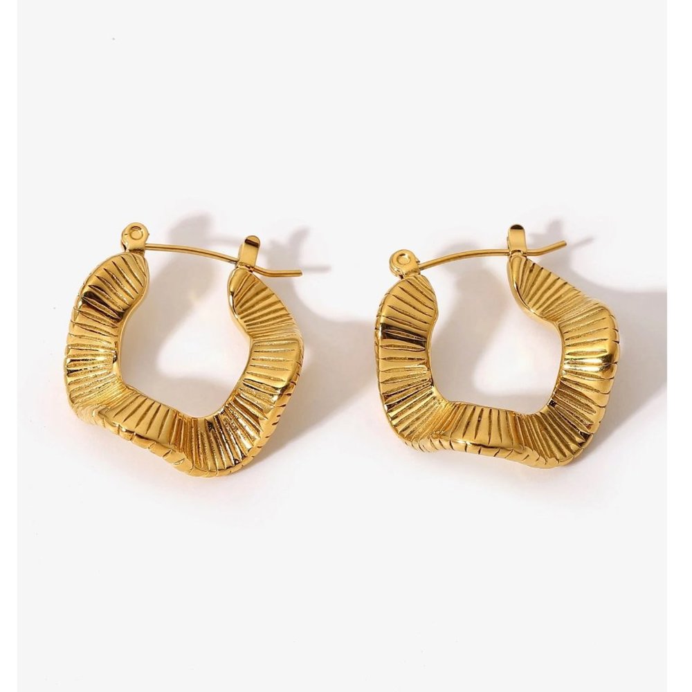Organic Textured Wave Shape Hoop Earrings 18K Gold PVD Plated Stainless Steel - Picture 3 of 13